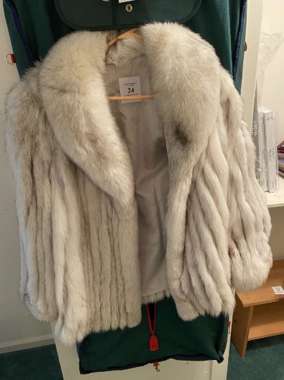 WHITE/BLUE FUR COAT