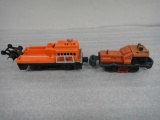 2 LIONEL OPERATING CARS