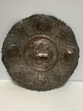 METAL DECORATIVE PLATE WITH IMPRESSED IMAGES