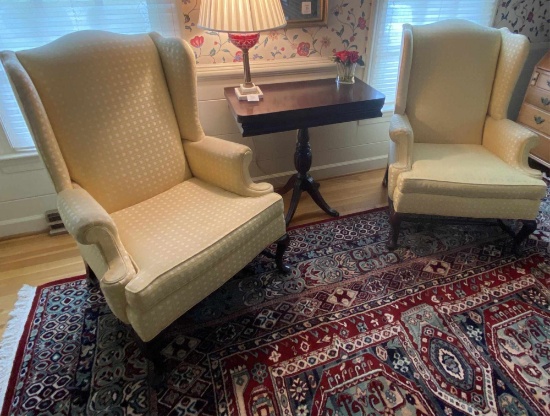 PAIR OF WONDERFUL ARM CHAIRS BY HICKORY CHAIR