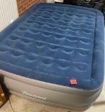 BEAUTYREST INFLATABLE MATTRESS