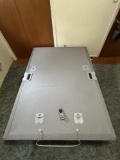 ADJUSTABLE BED WITH REMOTE