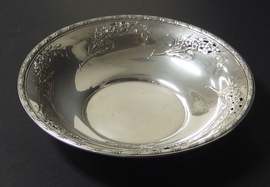 WALLACE STERLING FRUIT BOWL