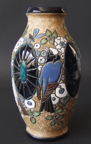 AUSTRIAN AMPHORA BIRDS & BEES