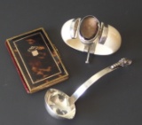 COLLECTION OF STERLING & VANITY ITEMS