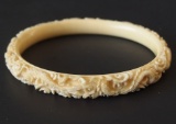 ANTIQUE CHINESE CARVED BANGLE