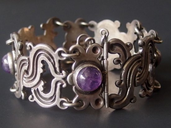 VINTAGE MEXICAN SILVER BRACELET