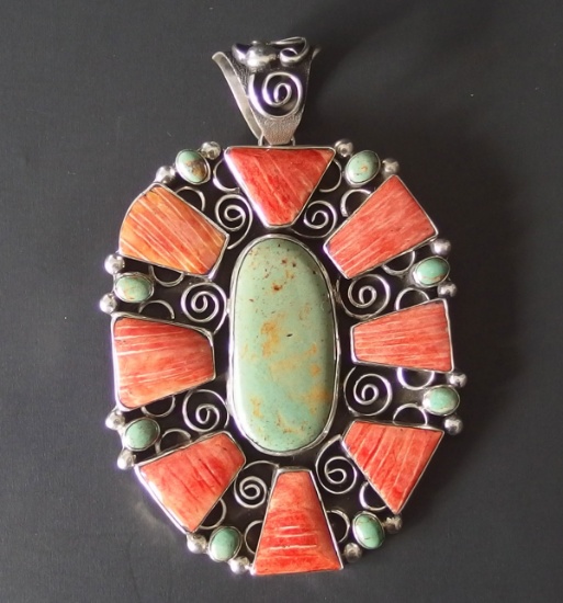 CHIMNEY BUTTE SOUTHWESTERN STERLING PENDANT