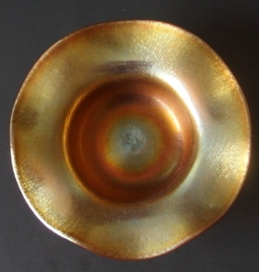 DURAND GOLD FAVRILE BOWL