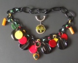 VINTAGE BAKELITE JEWELRY