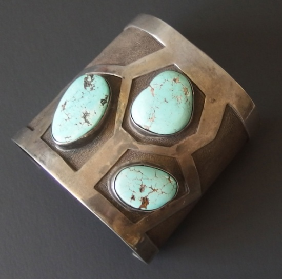 NAVAJO STERLING & TURQUOISE CUFF BRACELET