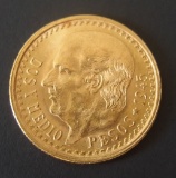 1945 MEXICAN 2 1/2 PESOS GOLD COIN