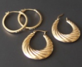 2 PAIRS OF 14KT GOLD EARRINGS