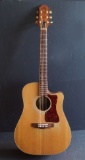 GUILD ELECTRIC / ACOUSTIC GUITAR W/ORIG. CASE