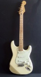 FENDER STRATOCASTER ELECTRIC GUITAR