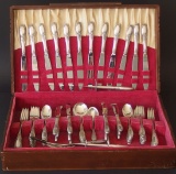 TOWLE 'OLD MIRROR' FLATWARE SET