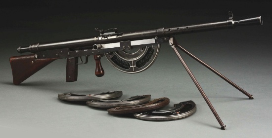 (N) FINE CONDITION SPECIMEN OF HISTORIC WORLD WAR I FRENCH CHAUCHAT MODEL 1915 MACHINE GUN (CURIO AN