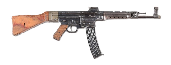 (N) ATTRACTIVE 1945 DATED C.G. HAENEL MANUFACTURED WORLD WAR II GERMAN MP-44 MACHINE GUN (DEACTIVATE