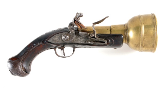 (A) A VERY RARE GERMAN FLINTLOCK GRENADE OR BOMB THROWING PISTOL CIRCA 1750.
