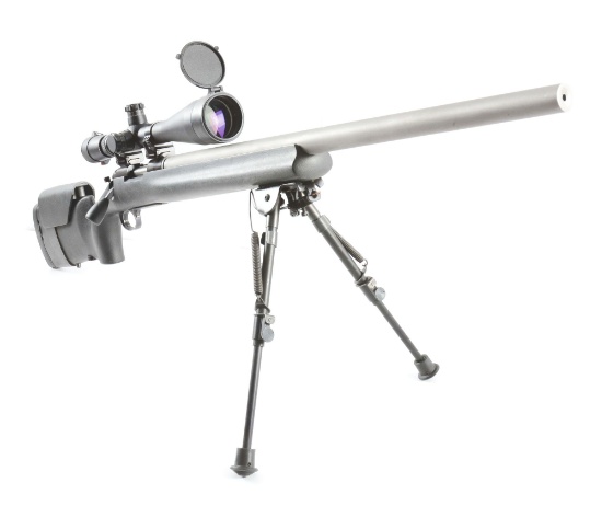 (M) REMINGTON 40X BOLT ACTION .223 RIFLE WITH LEUPOLD SCOPE.