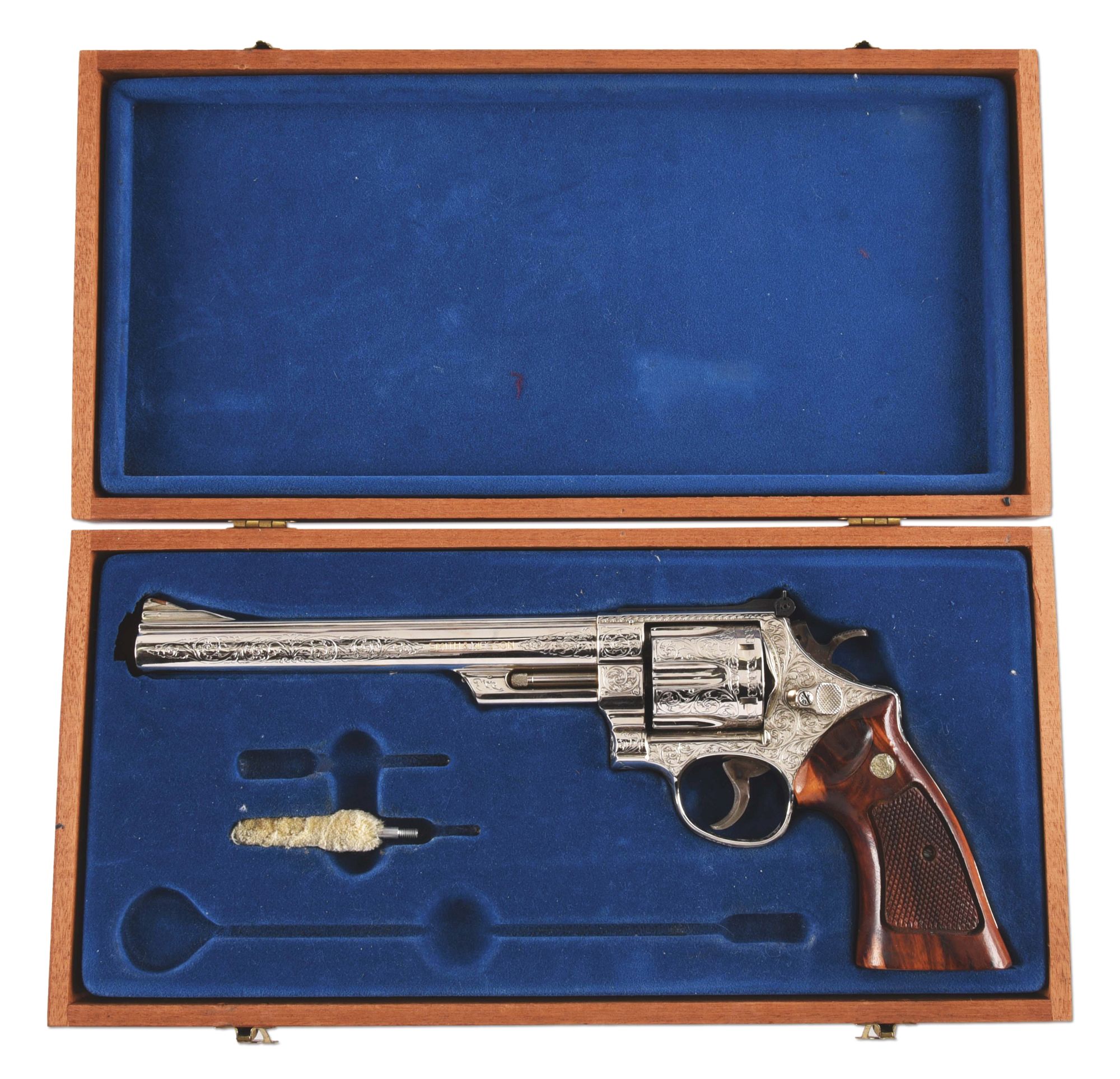 M) ENGRAVED SMITH & WESSON MODEL 29-2 .44 MAGNUM | Proxibid