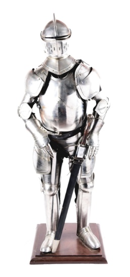 A DECORATIVE SUIT OF ARMOR IN THE EUROPEAN STYLE WITH EUROPEAN STYLE BROADSWORD.
