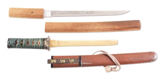 YOROI DOSHI ARMOR PIECING DAGGER WITH SHIRASAYA AND SAMURAI MOUNTS, DATED EISHO PERIOD.