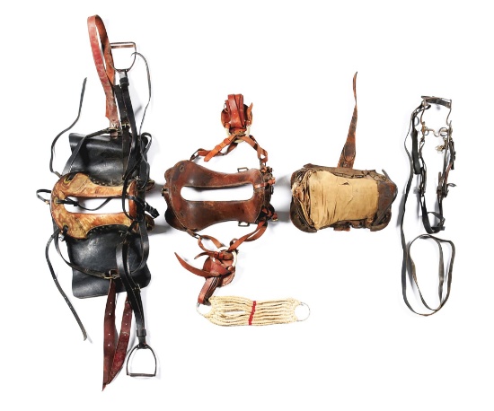 LOT OF 4: US MILITARY SADDLES WITH US BRIDLE AND BIT.
