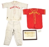 LOT OF 5: USMC BASEBALL UNIFORMS AND PHOTOS