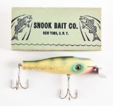 SNOOK BLUE AND WHITE LURE.