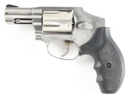 (M) SMITH & WESSON MODEL 640-1 DOUBLE ACTION HAMMERLESS REVOLVER WITH MATCHING FACTORY CASE.