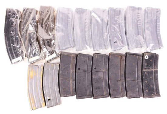 LOT OF 16: AR-15 MAGAZINES.