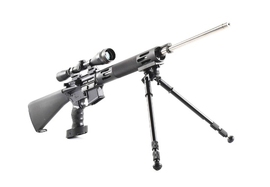 (M) BUSHMASTER XM15-E2S SEMI AUTOMATIC TARGET RIFLE WITH LEUPOLD OPTIC.
