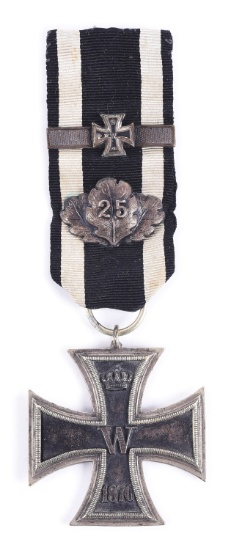 PRUSSIAN 1870 "TYPE A" 2ND CLASS IRON CROSS WITH 25 YEAR OAKS.