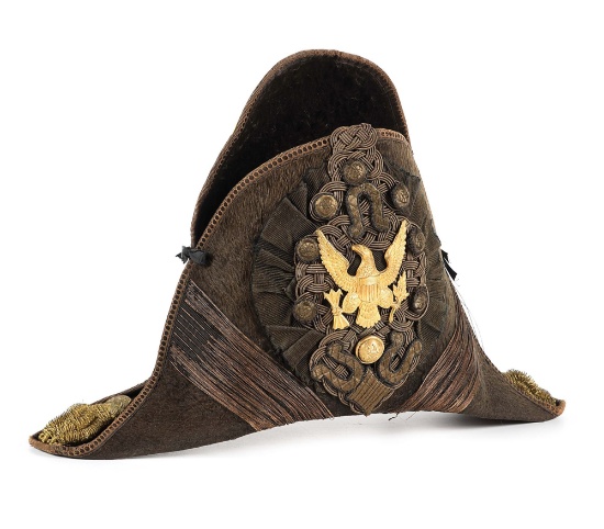 1820-1830S OFFICER'S CHAPEAU DE BRAS.