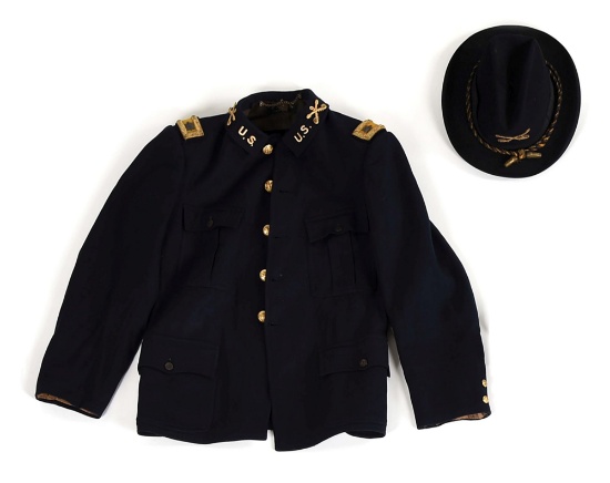 US M1899 OFFICER'S TUNIC, CAPE, AND HAT.