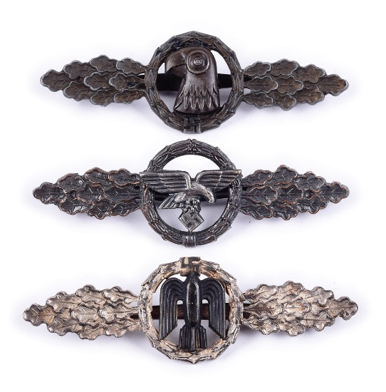 LOT OF 3: GERMAN WWII LUFTWAFFE FLIGHT CLASPS.