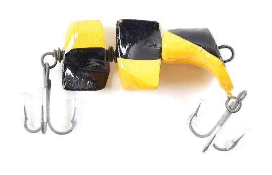 O.C. SCHAEFFER’S TURBULENT DIVER IN BLACK & YELLOW
