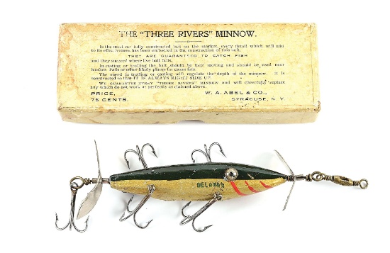 THREE RIVERS WOODEN MINNOW IN BOX