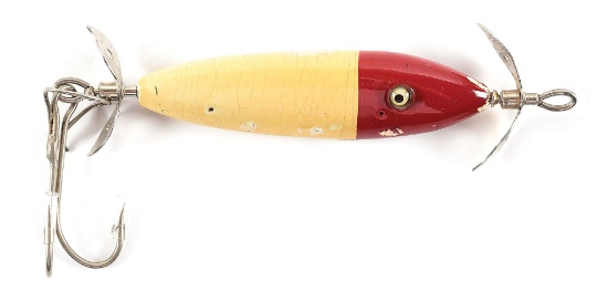 ONE HOOK EXPERT IN WHITE WITH RED HEAD
