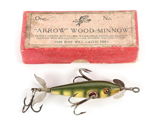 E.A. PFLUEGER ARROW WOOD MINNOW WITH RED WASHERS