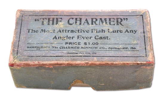 GREY OVER RED CHARMER BOX
