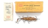 SOUTH BEND 945 MIN-BUCK MINNOW IN SIENNA CRACKLEBACK IN BOX WITH INSERT