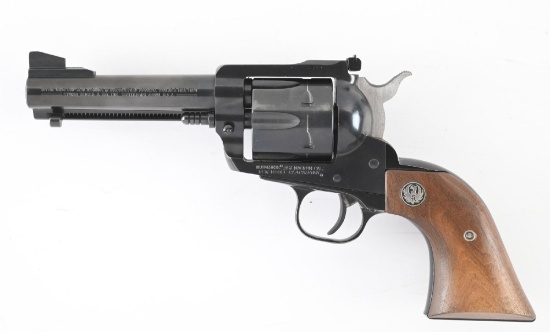 (M) NEW MODEL RUGER BLACKHAWK SINGLE ACTION REVOLVER.