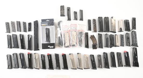 LARGE LOT OF MIXED MANUFACTURER MIXED CAPACITY PISTOL MAGAZINES.