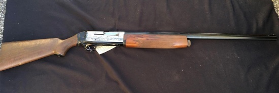 Ithica Lightning 12 Gage Semi Auto with Bird Engravings Vent Rib