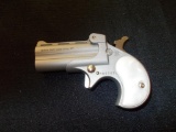 Cobra .22 cal 2 Barrel Derringer