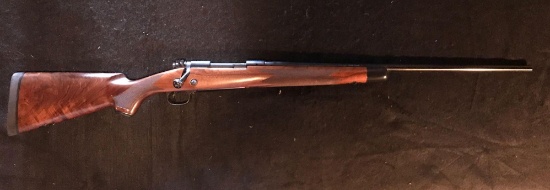 Winchester Model 70 in 270 caliber Winchester Classic Super Grade Bolt Action