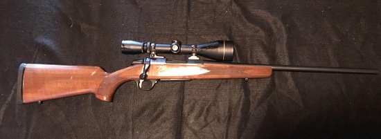 Browning A Bolt II Feather Lite - Micro Grice .257 Roberts Leupold 3x9x50 Scope