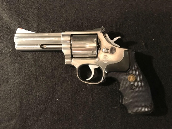 Smith & Wesson .357 Mag Model 686 6 shot Revolver